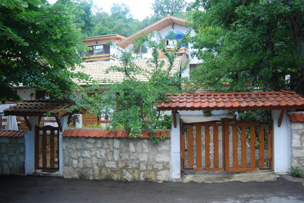 Rooms For Rent - Villa Desi Varna Exterior photo