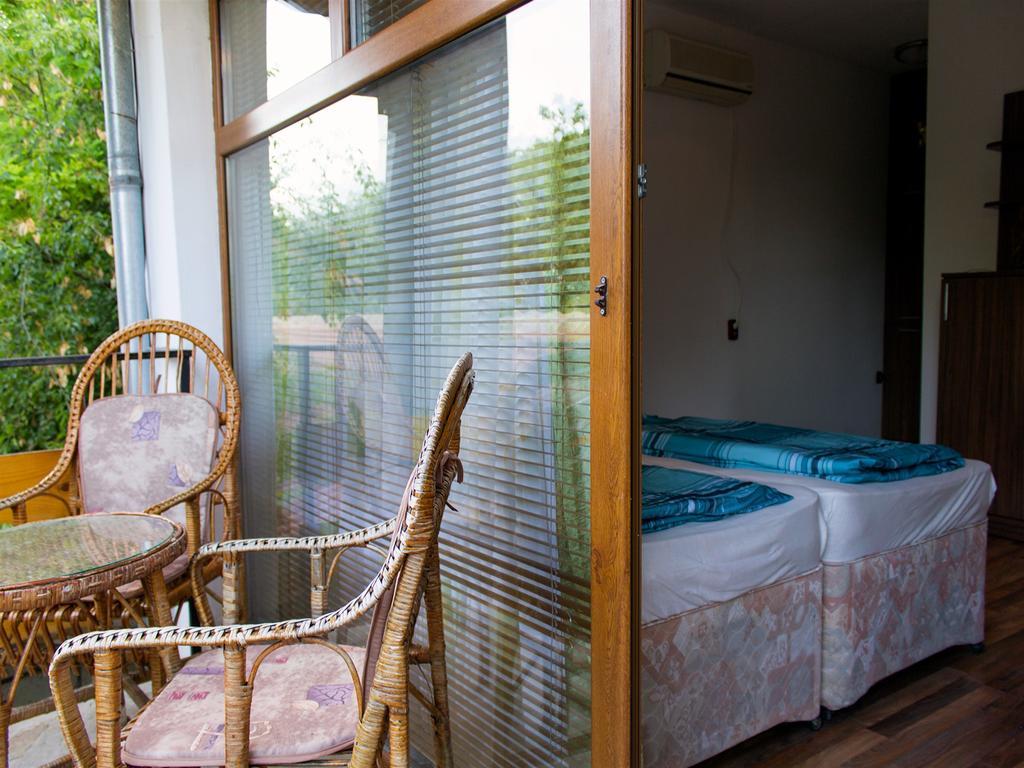 Rooms For Rent - Villa Desi Varna Exterior photo